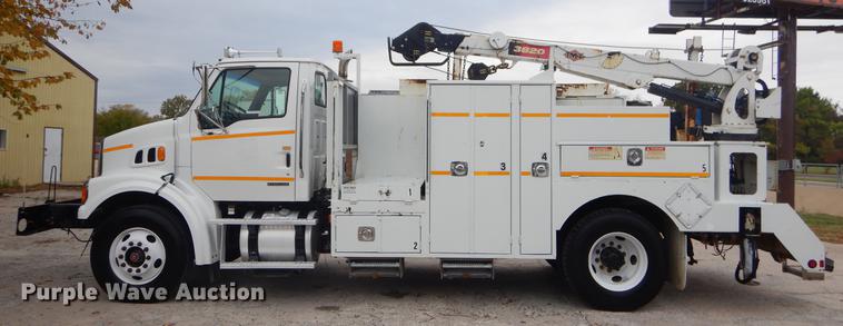 image for item EW9573 2008 Sterling service truck with crane