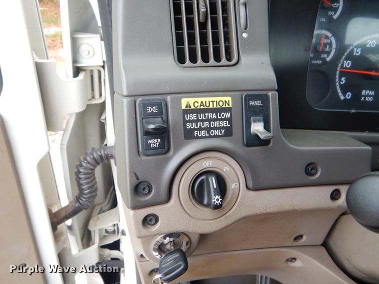 image for item EW9573 2008 Sterling service truck with crane