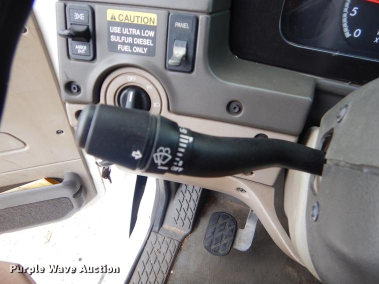 image for item EW9573 2008 Sterling service truck with crane