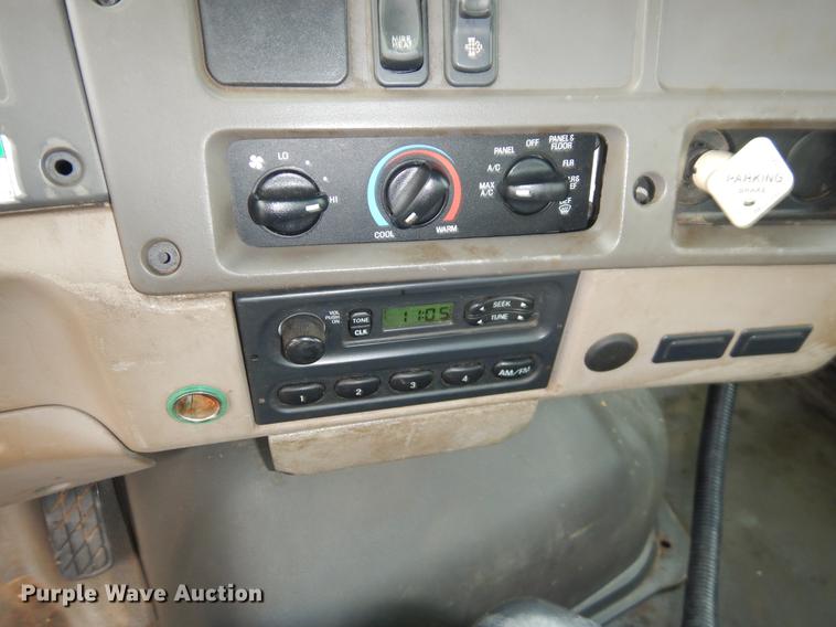 image for item EW9573 2008 Sterling service truck with crane