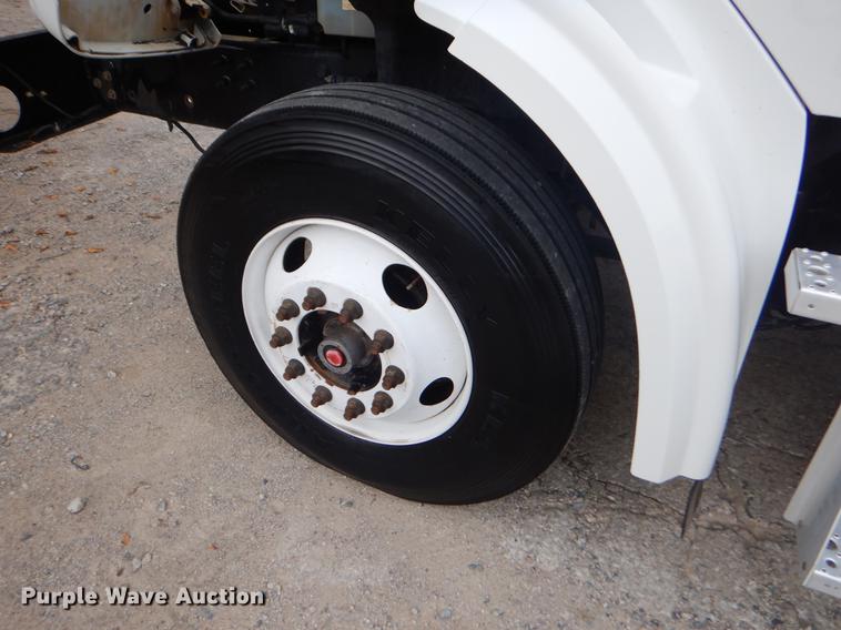 image for item EW9573 2008 Sterling service truck with crane