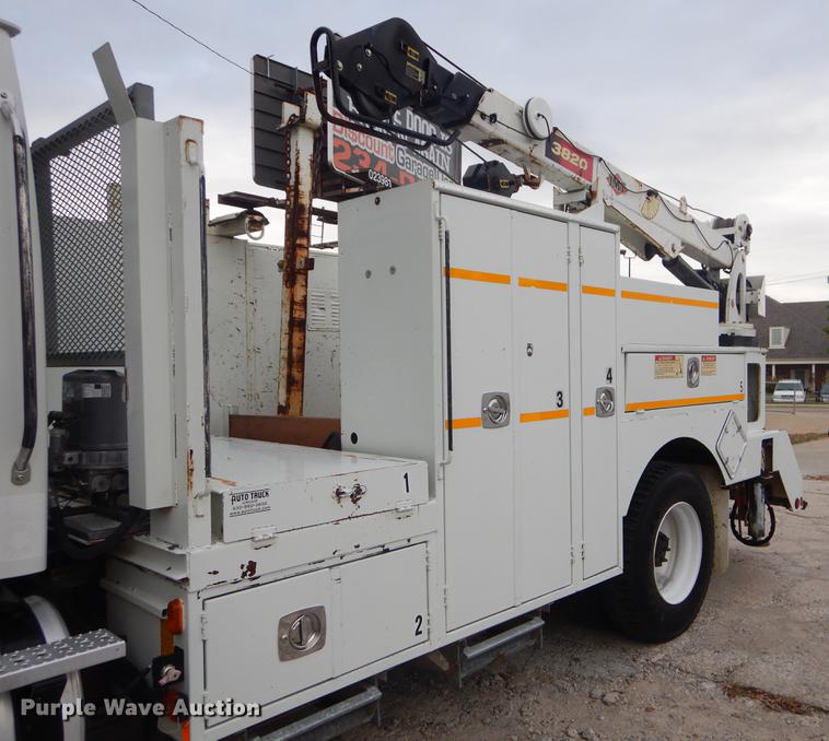 image for item EW9573 2008 Sterling service truck with crane