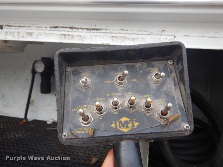 image for item EW9573 2008 Sterling service truck with crane