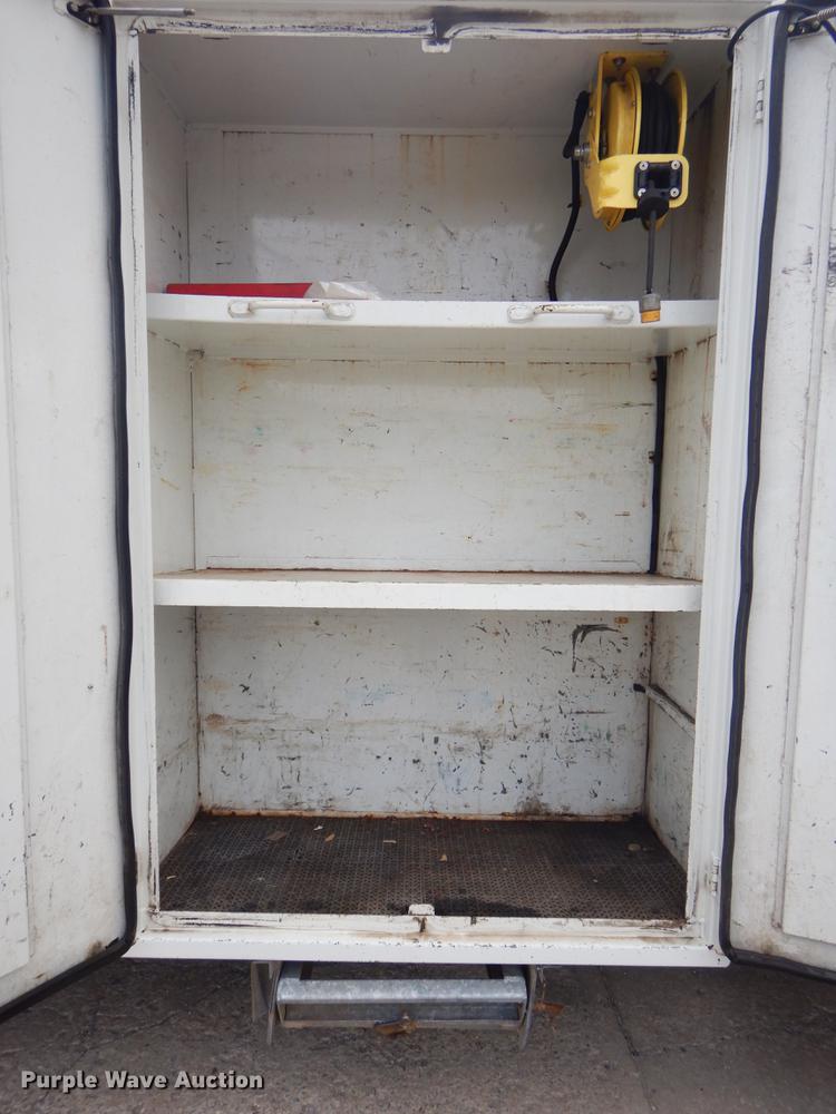 image for item EW9573 2008 Sterling service truck with crane