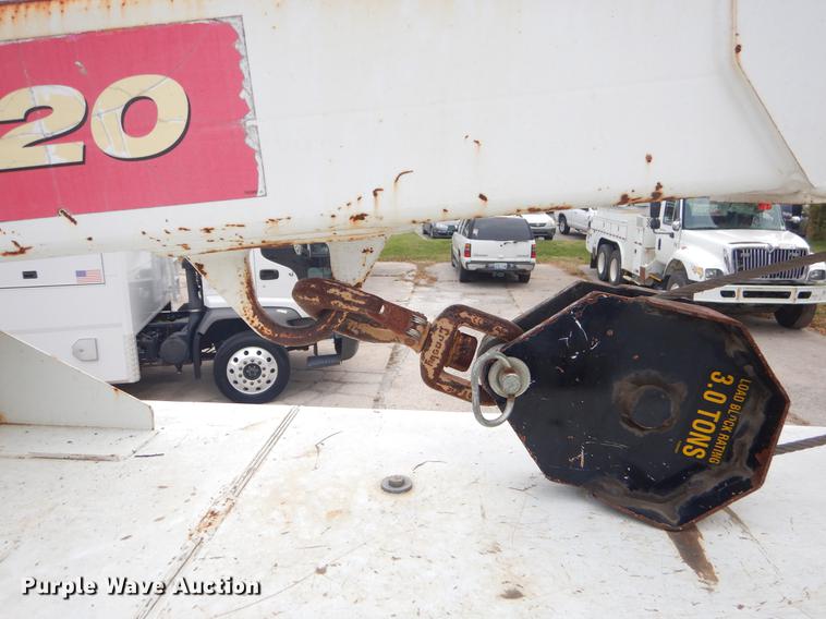 image for item EW9573 2008 Sterling service truck with crane