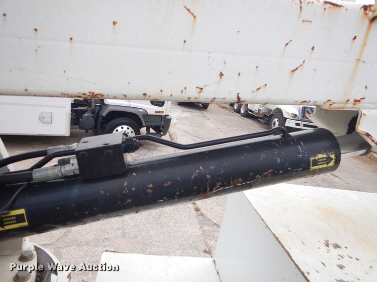 image for item EW9573 2008 Sterling service truck with crane