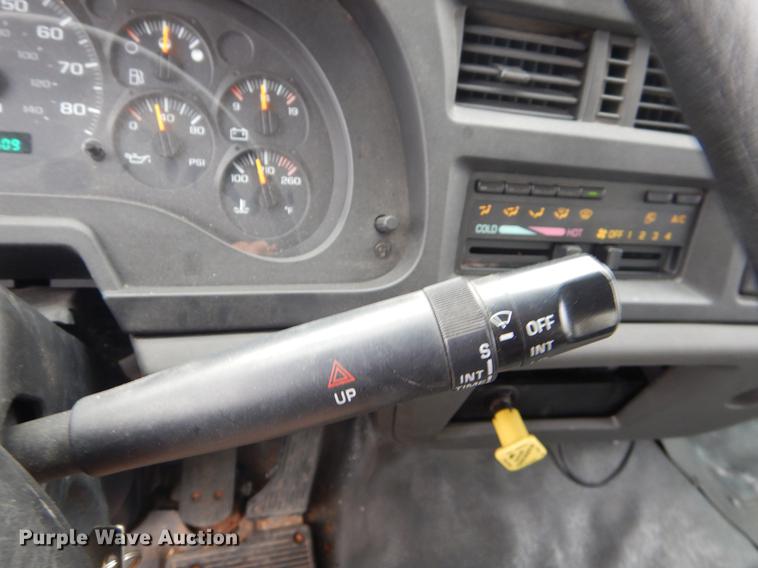 image for item EW9574 2006 GMC T7500 satellite broadcasting truck