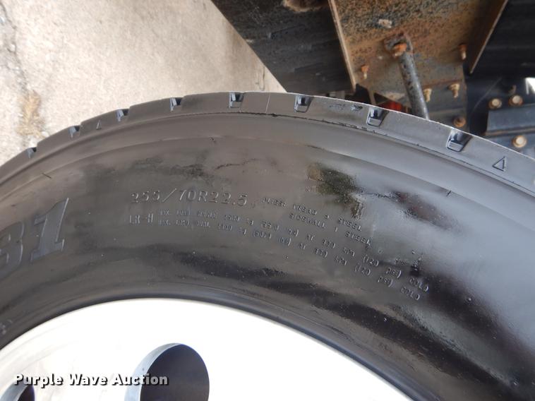 image for item EW9574 2006 GMC T7500 satellite broadcasting truck