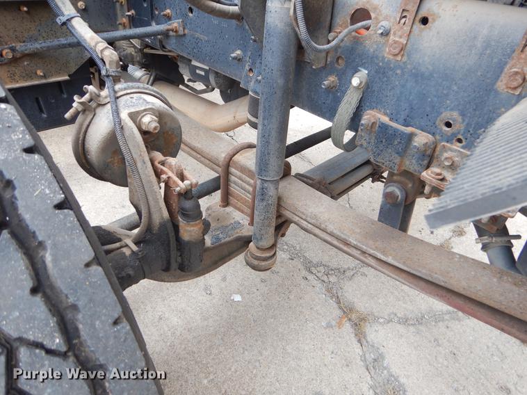 image for item EW9574 2006 GMC T7500 satellite broadcasting truck