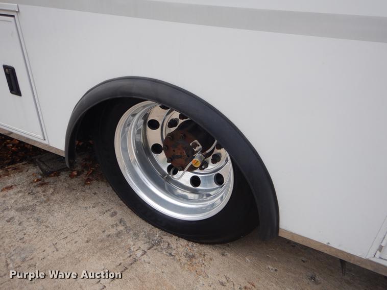 image for item EW9574 2006 GMC T7500 satellite broadcasting truck