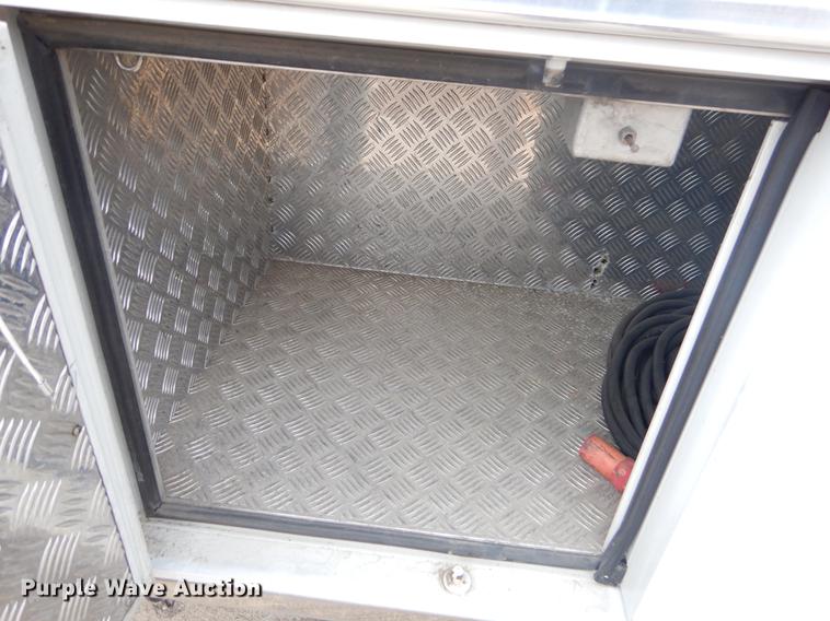 image for item EW9574 2006 GMC T7500 satellite broadcasting truck