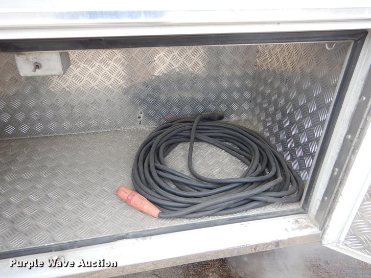 image for item EW9574 2006 GMC T7500 satellite broadcasting truck