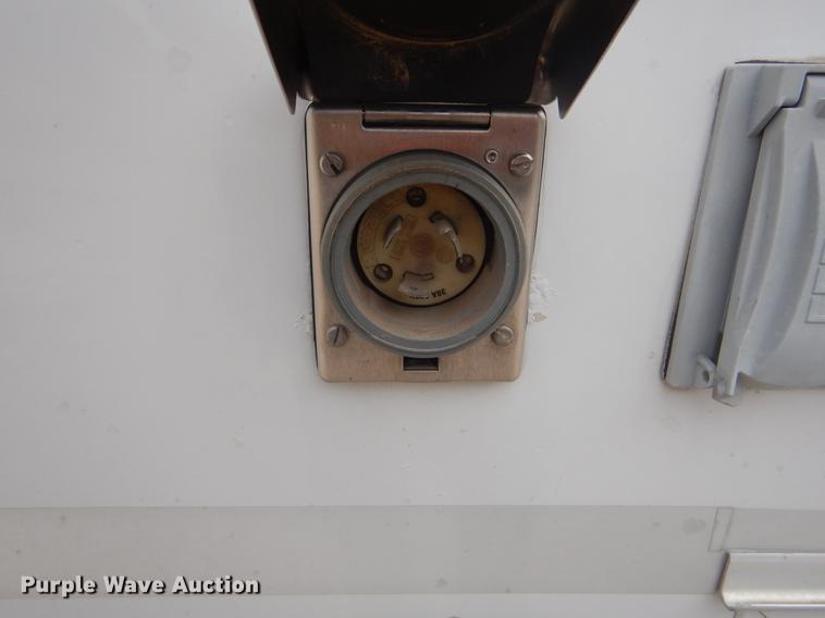 image for item EW9574 2006 GMC T7500 satellite broadcasting truck