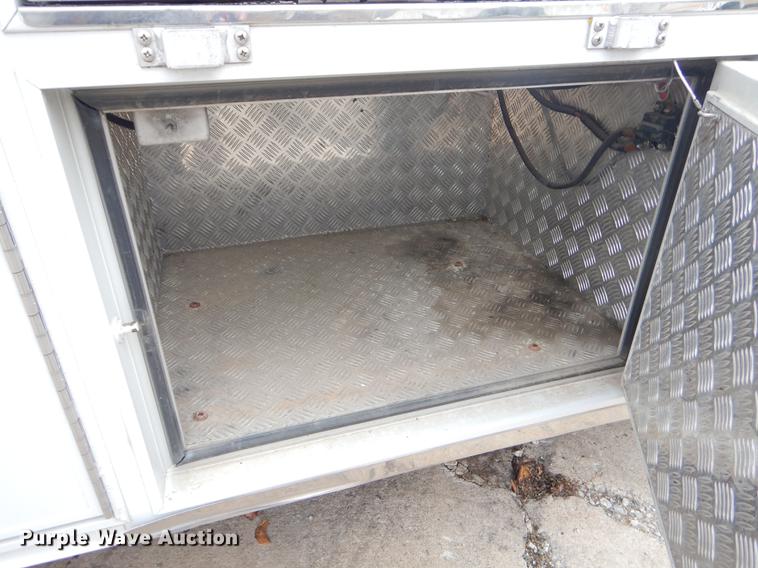 image for item EW9574 2006 GMC T7500 satellite broadcasting truck