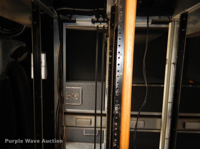 image for item EW9574 2006 GMC T7500 satellite broadcasting truck