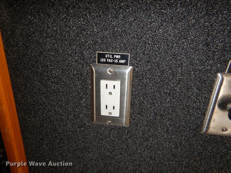 image for item EW9574 2006 GMC T7500 satellite broadcasting truck