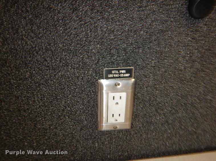 image for item EW9574 2006 GMC T7500 satellite broadcasting truck