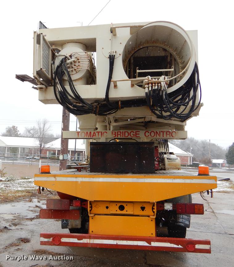 image for item EW9665 1987 Mercedes Benz bridge repair truck