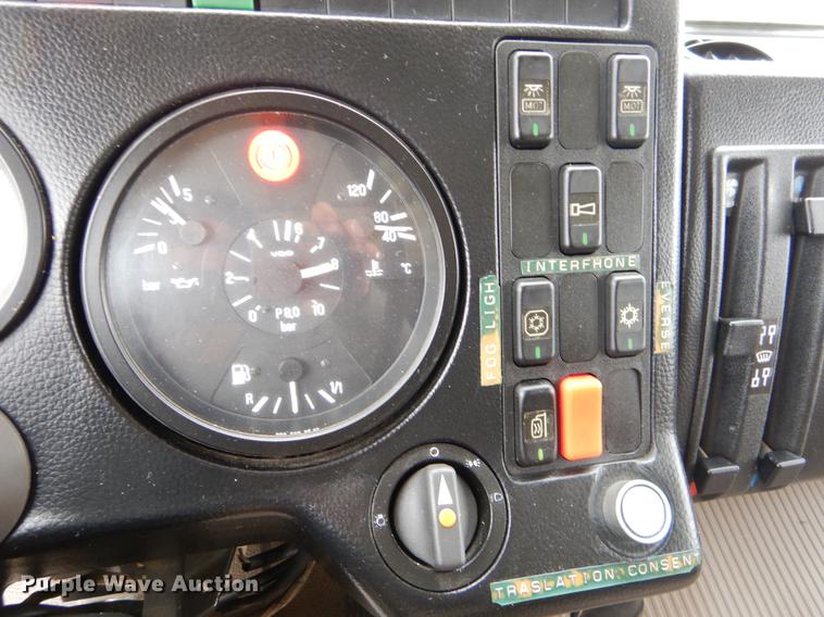 image for item EW9665 1987 Mercedes Benz bridge repair truck