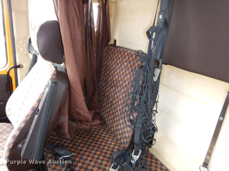 image for item EW9665 1987 Mercedes Benz bridge repair truck