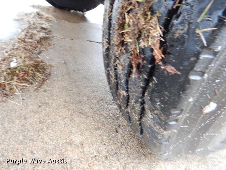 image for item EW9665 1987 Mercedes Benz bridge repair truck