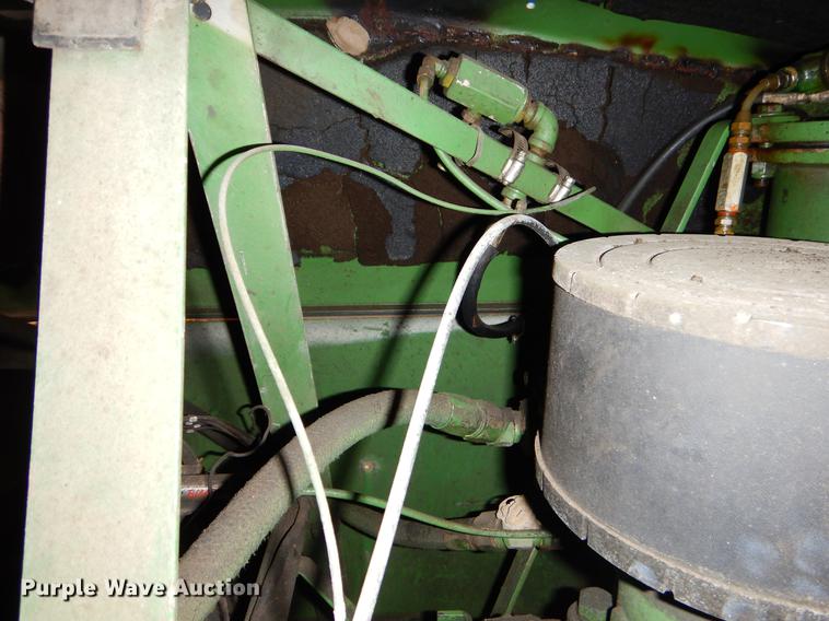 image for item EW9665 1987 Mercedes Benz bridge repair truck