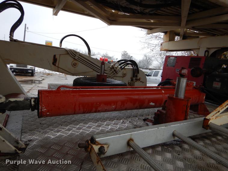 image for item EW9665 1987 Mercedes Benz bridge repair truck