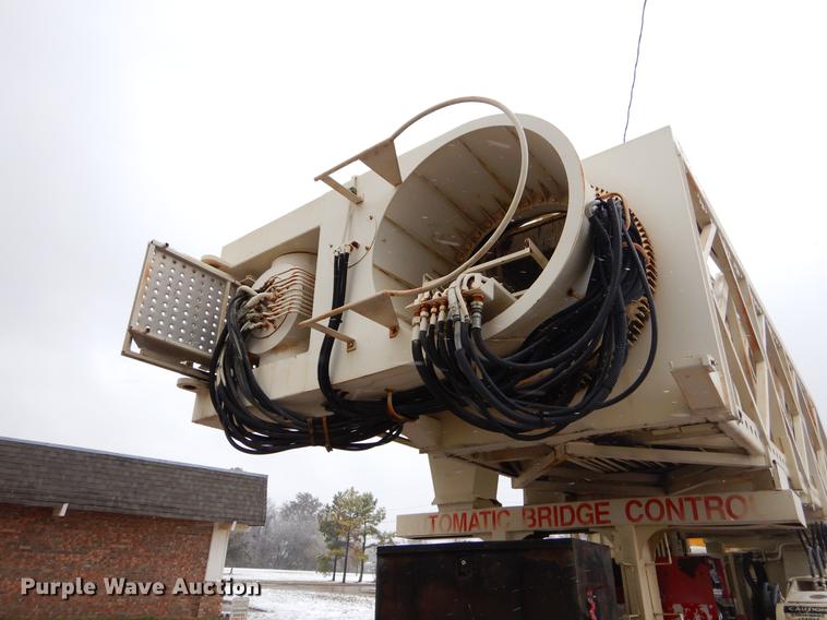 image for item EW9665 1987 Mercedes Benz bridge repair truck