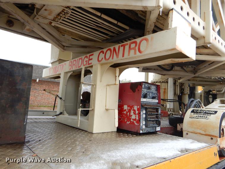 image for item EW9665 1987 Mercedes Benz bridge repair truck