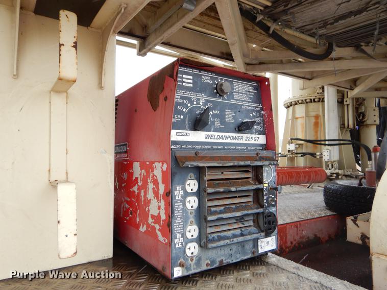 image for item EW9665 1987 Mercedes Benz bridge repair truck