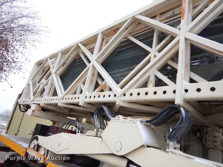 image for item EW9665 1987 Mercedes Benz bridge repair truck