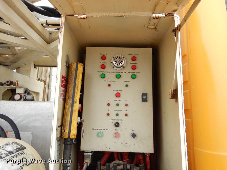 image for item EW9665 1987 Mercedes Benz bridge repair truck