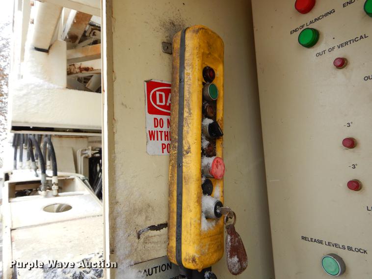 image for item EW9665 1987 Mercedes Benz bridge repair truck