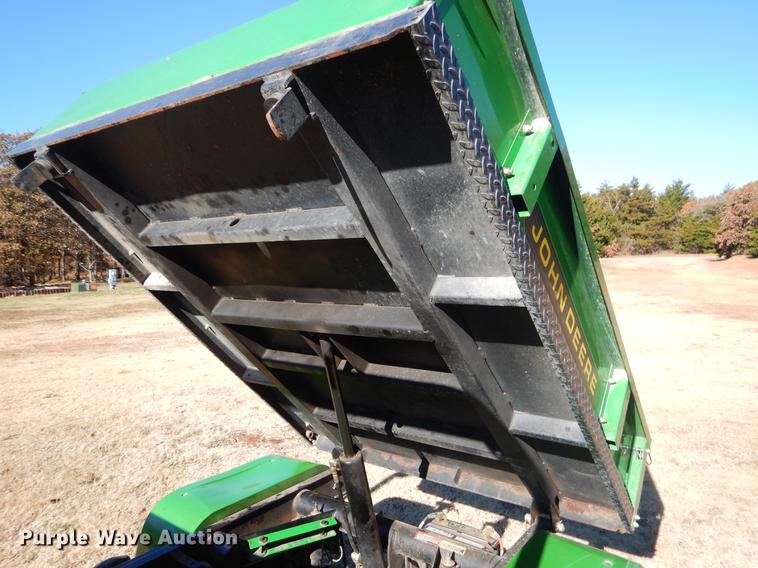 image for item EW9668 2006 John Deere Pro Gator 2020 utility vehicle