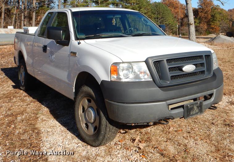 image for item EW9677 2007 Ford F150 XL SuperCab pickup truck