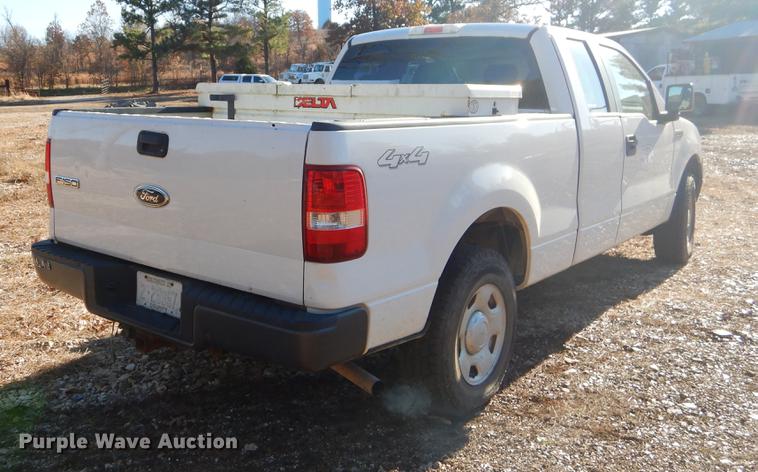 image for item EW9677 2007 Ford F150 XL SuperCab pickup truck