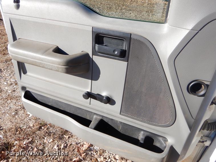 image for item EW9677 2007 Ford F150 XL SuperCab pickup truck