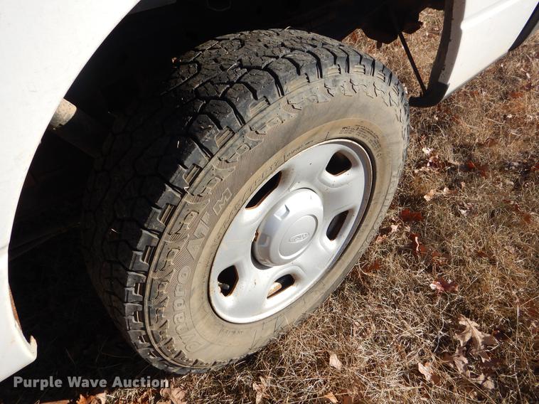 image for item EW9677 2007 Ford F150 XL SuperCab pickup truck