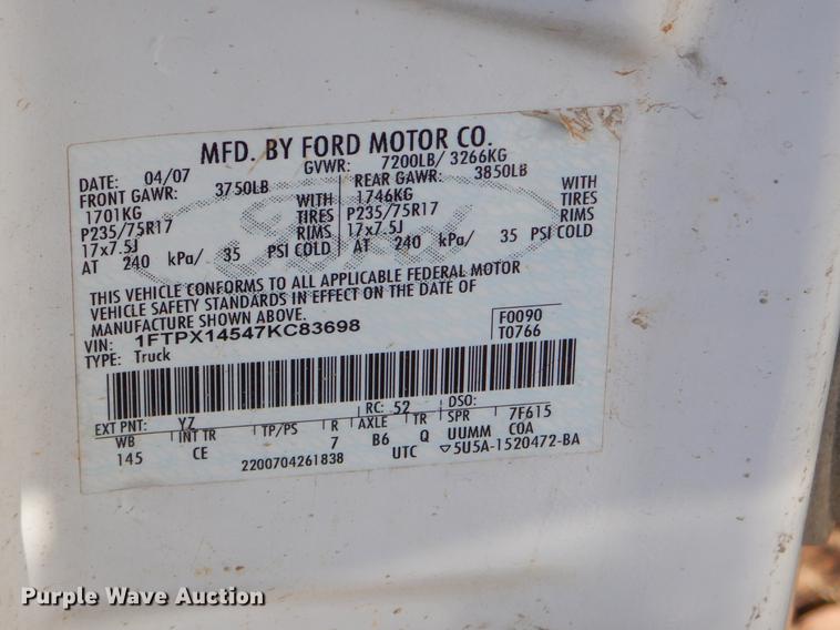 image for item EW9677 2007 Ford F150 XL SuperCab pickup truck