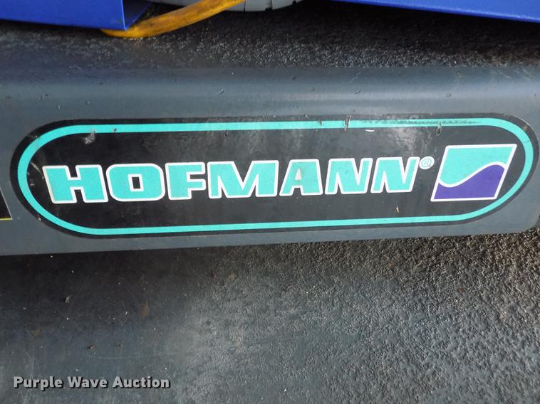 image for item FE9254 Hofmann 9K Variolift Dual Scissor XL vehicle lift