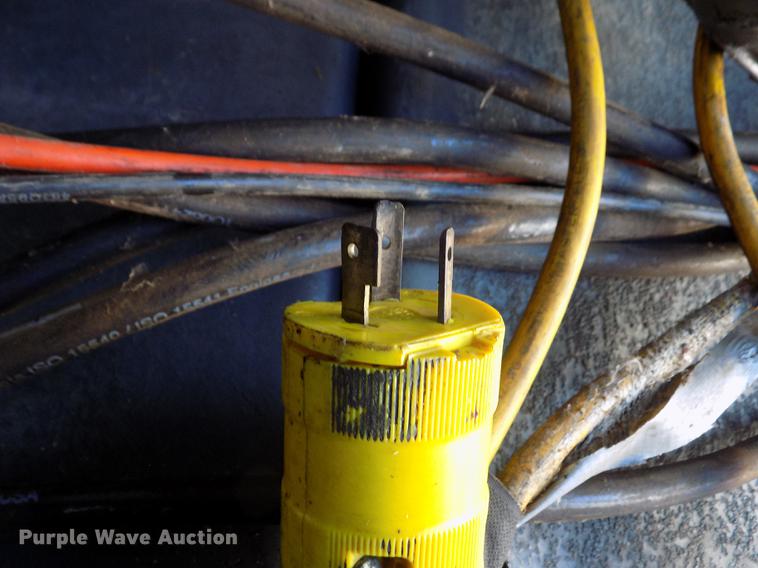 image for item FE9254 Hofmann 9K Variolift Dual Scissor XL vehicle lift