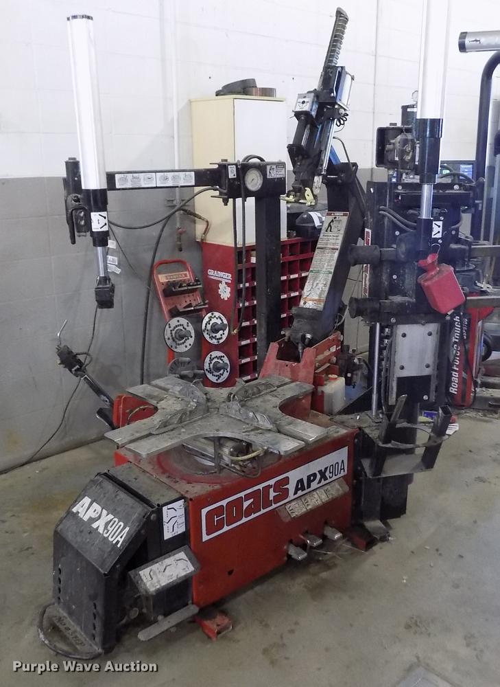 image for item FE9257 Coats APX90A tire changer