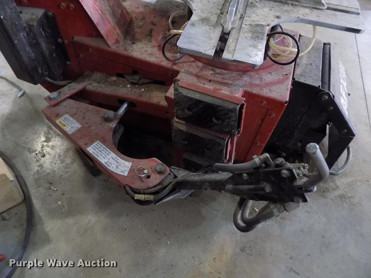 image for item FE9257 Coats APX90A tire changer