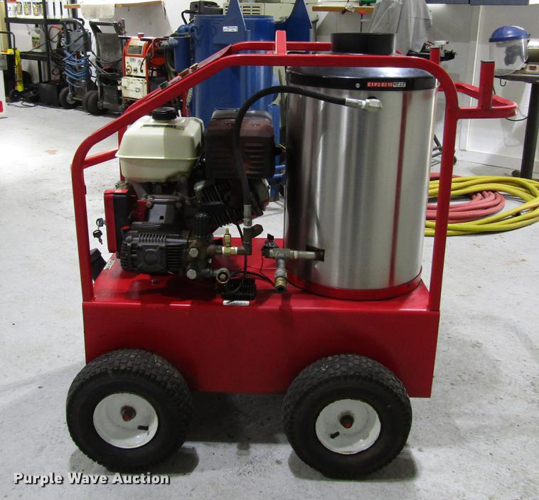 image for item FJ9563 Easy Kleen Magnum 4000 Series Gold RB5050HR pressure washer