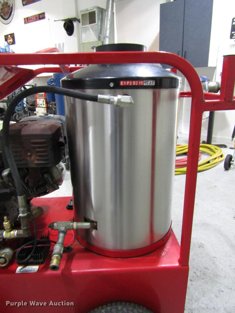 image for item FJ9563 Easy Kleen Magnum 4000 Series Gold RB5050HR pressure washer