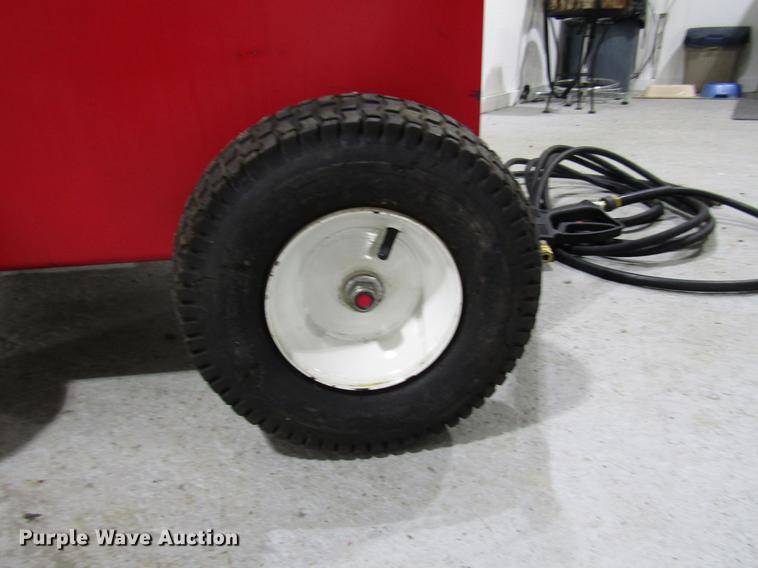 image for item FJ9563 Easy Kleen Magnum 4000 Series Gold RB5050HR pressure washer