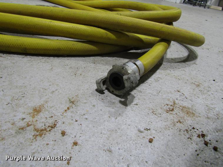 image for item FJ9564 (3) 50'L x 3/4" air hoses