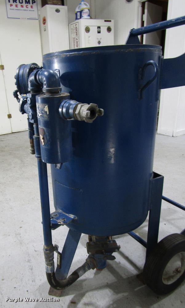 image for item FJ9565 Empire sandblasting pot