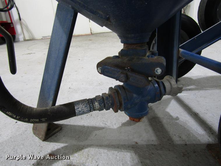 image for item FJ9565 Empire sandblasting pot