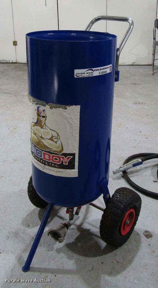 image for item FJ9566 Bady Boy sandblasting pot